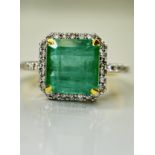 Beautiful Natural Columbian Emerald 3.74 CT With Natural Diamonds & 18k Gold