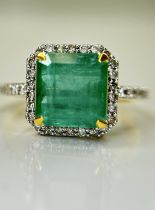 Beautiful Natural Columbian Emerald 3.74 CT With Natural Diamonds & 18k Gold