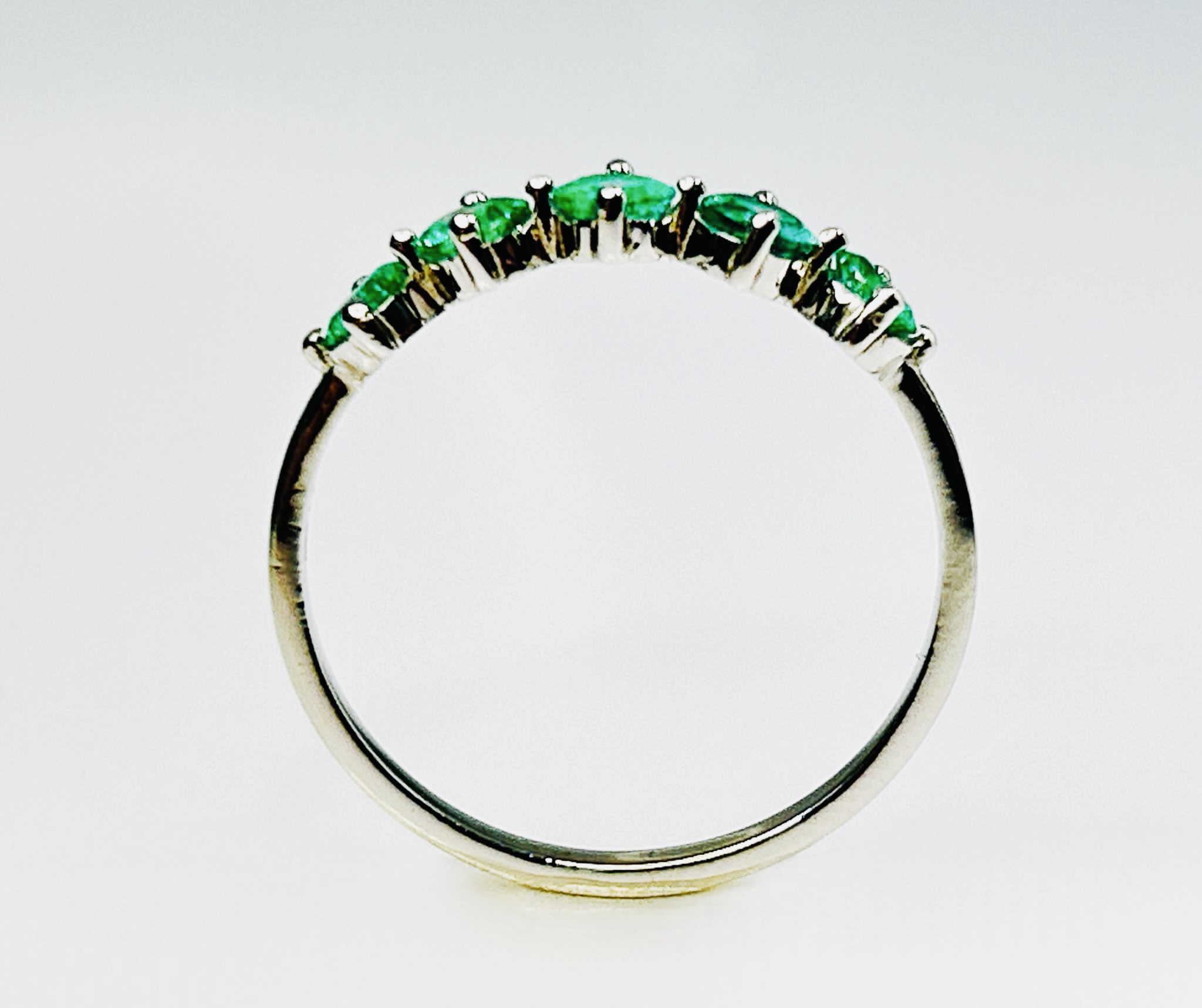 Beautiful Natural Emerald Ring & Platinum 950 - Image 4 of 5