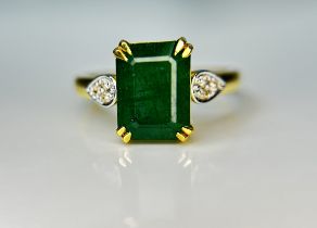 Beautiful Natural Emerald 2.96 With Natural Diamonds & 18k Gold
