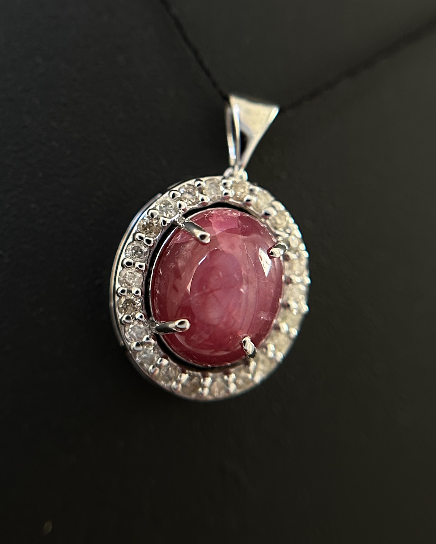 Beautiful Natural Star Ruby Pendant 2.35Ct With Natural Diamonds & 18k Gold - Image 5 of 10