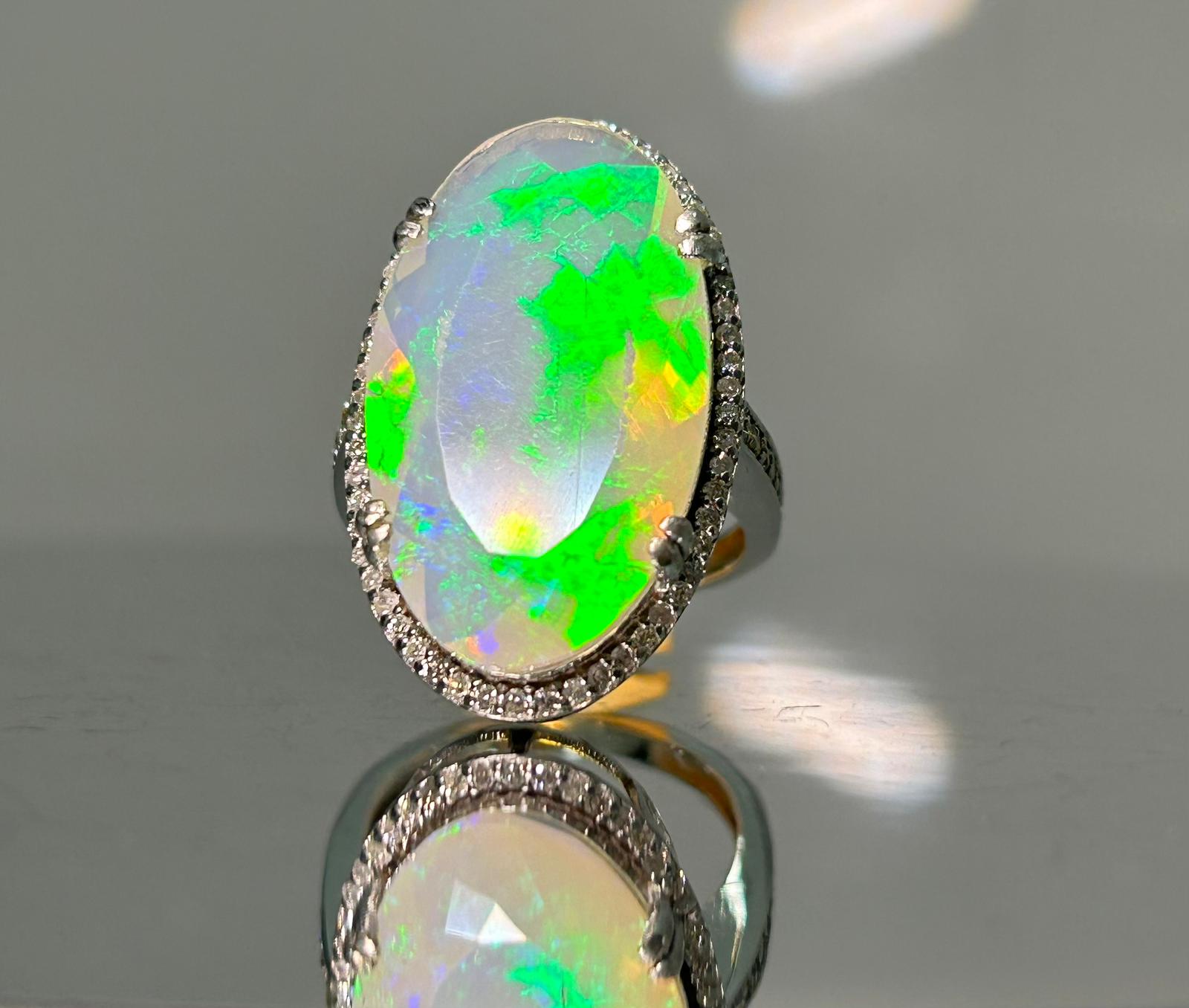 Beautiful Faceted 7.74 CT Natural Opal Ring With Natural Diamond & 18k Gold - Image 7 of 11
