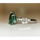 Beautiful Natural Emerald With Natural Diamonds & 18kGold