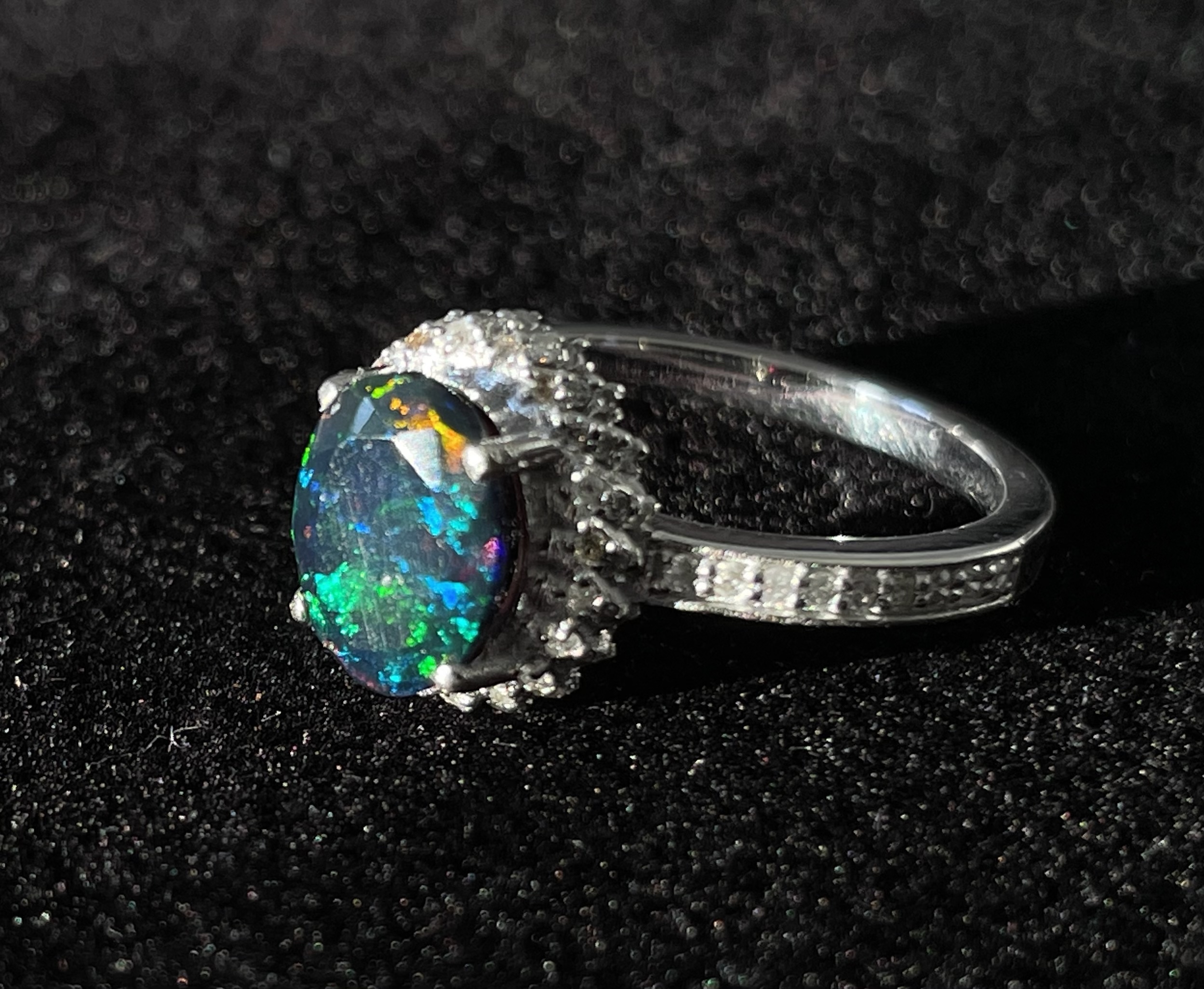 Beautiful Natural Black Opal Ring With Natural Diamond & 18k Gold - Image 11 of 12
