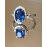 Beautiful Natural Ceylon Royal Blue Sapphire W Natural Diamonds & 18kGold