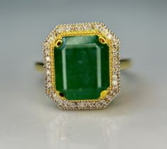 Beautiful Natural Emerald 3.99ct With Natural Diamonds & 18k Gold