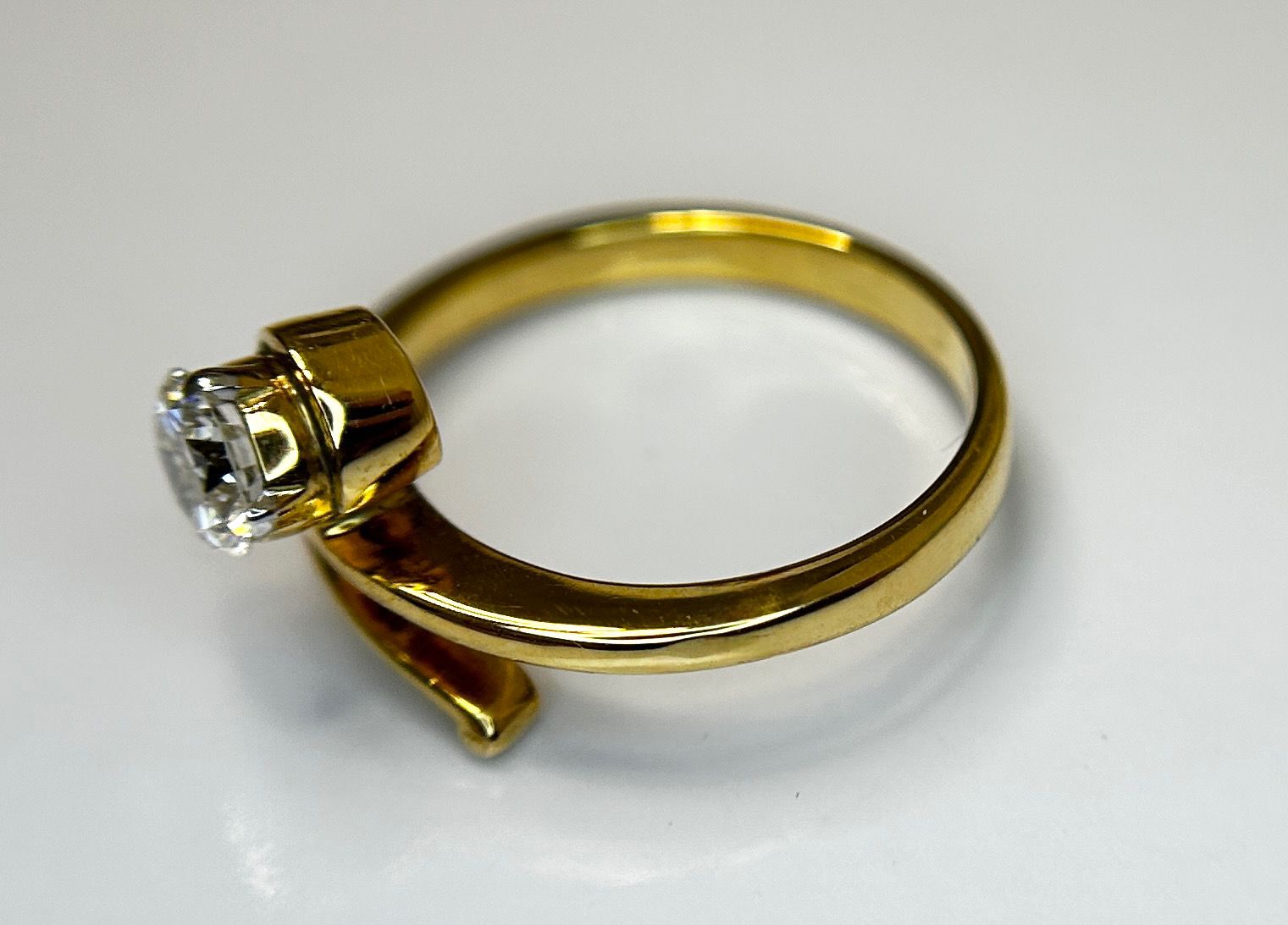 Beautiful Natural 0.30 CT VVS Diamond Ring With 18k Gold - Image 6 of 6