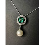 Beautiful 5.55CT South Sea Pearl 1.14ct Emerald,Diamonds & Platinum Pendant