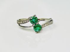 Beautiful Natural Emerald Ring With Natural Diamonds & Platinum 950