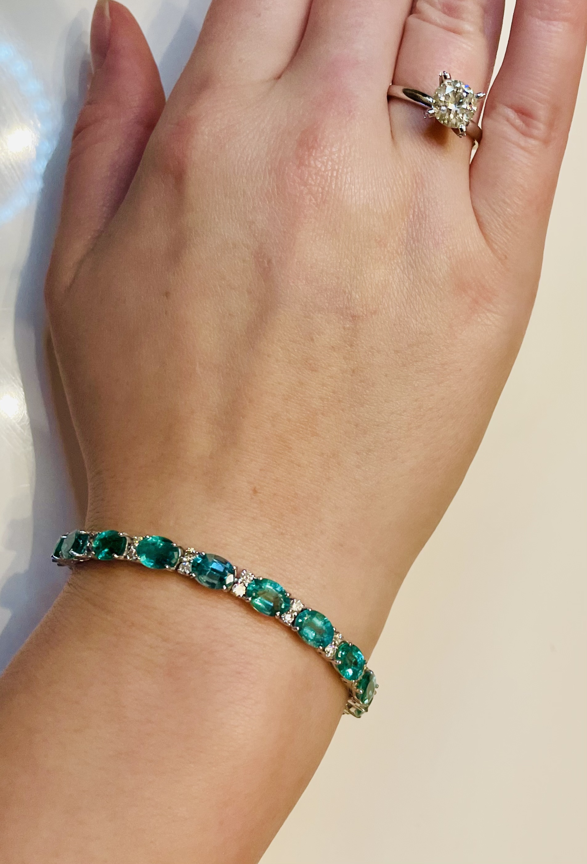 Beautiful 14.5ct Natural Emerald Bracelet With Natural Diamonds & 18k Gold - Bild 7 aus 7