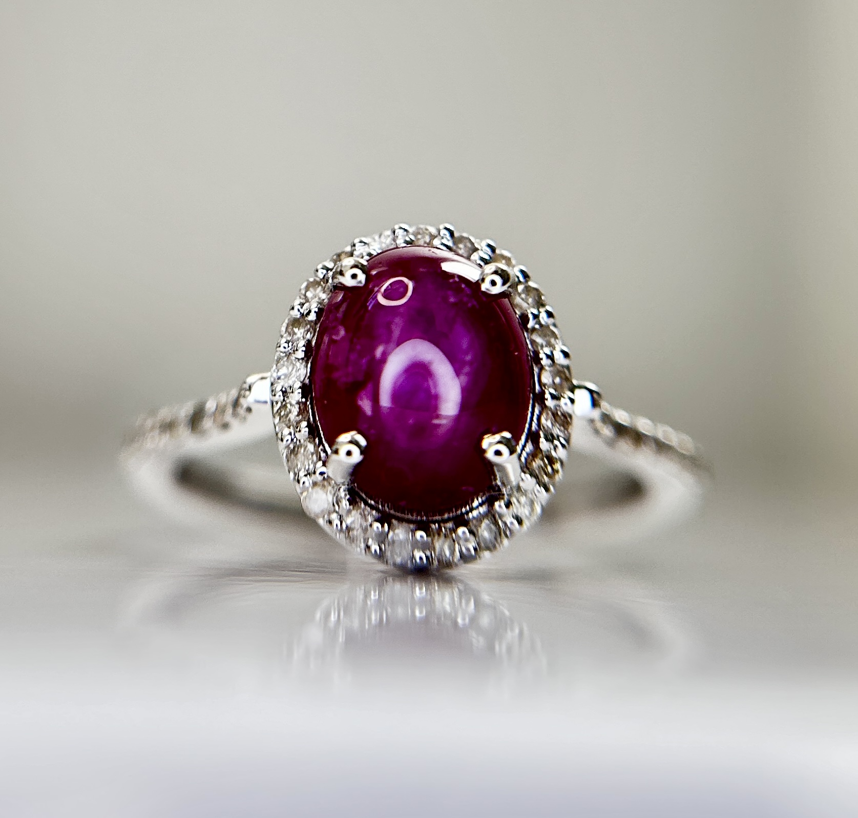 Natural Star Ruby Ring 2.71ct With Natural Diamonds & 18k Gold - Image 3 of 9
