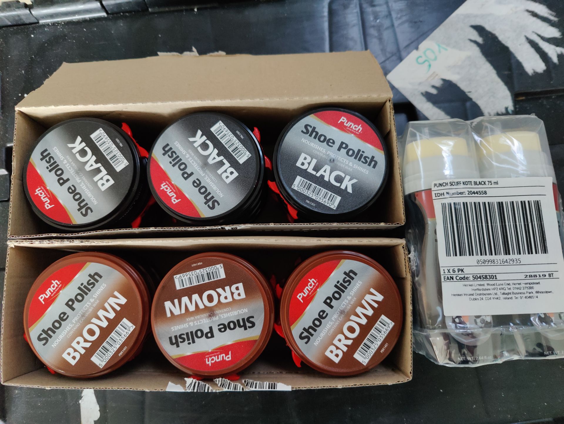 Clearance Joblot Box of 24 Punch Shoe Polish Black, Brown and 6 Scuff