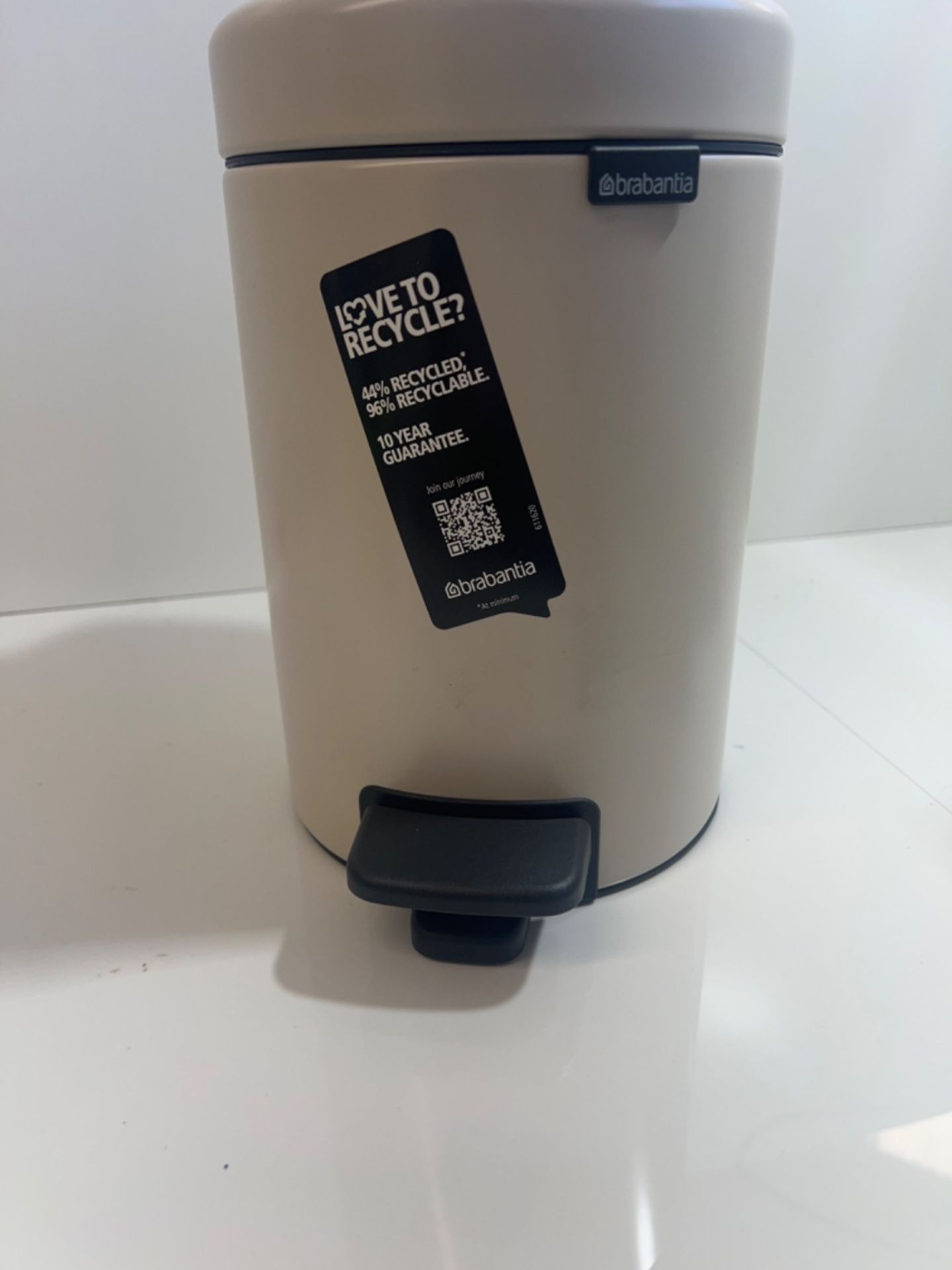 Brabantia - Newicon Pedal Bin 3L - Small Waste Bin For Bathroom Or Toilet - Soft Closing Lid - Li... - Bild 3 aus 3