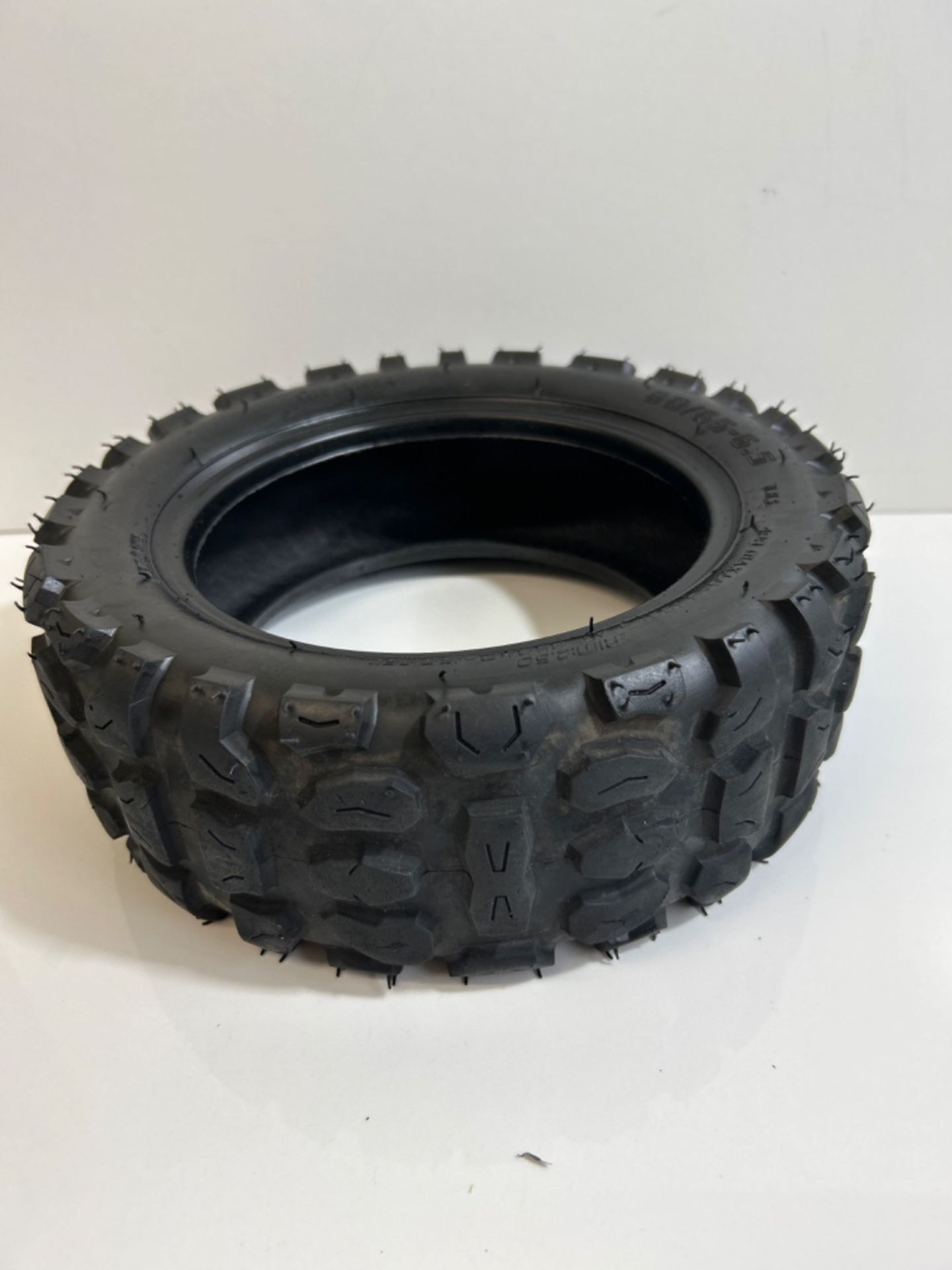 Electric Scooter Tire, 11In Tubeless Tire 90/65 6.5 Vacuum Rubber Wheel Thickened Wear Resistan... - Image 2 of 3