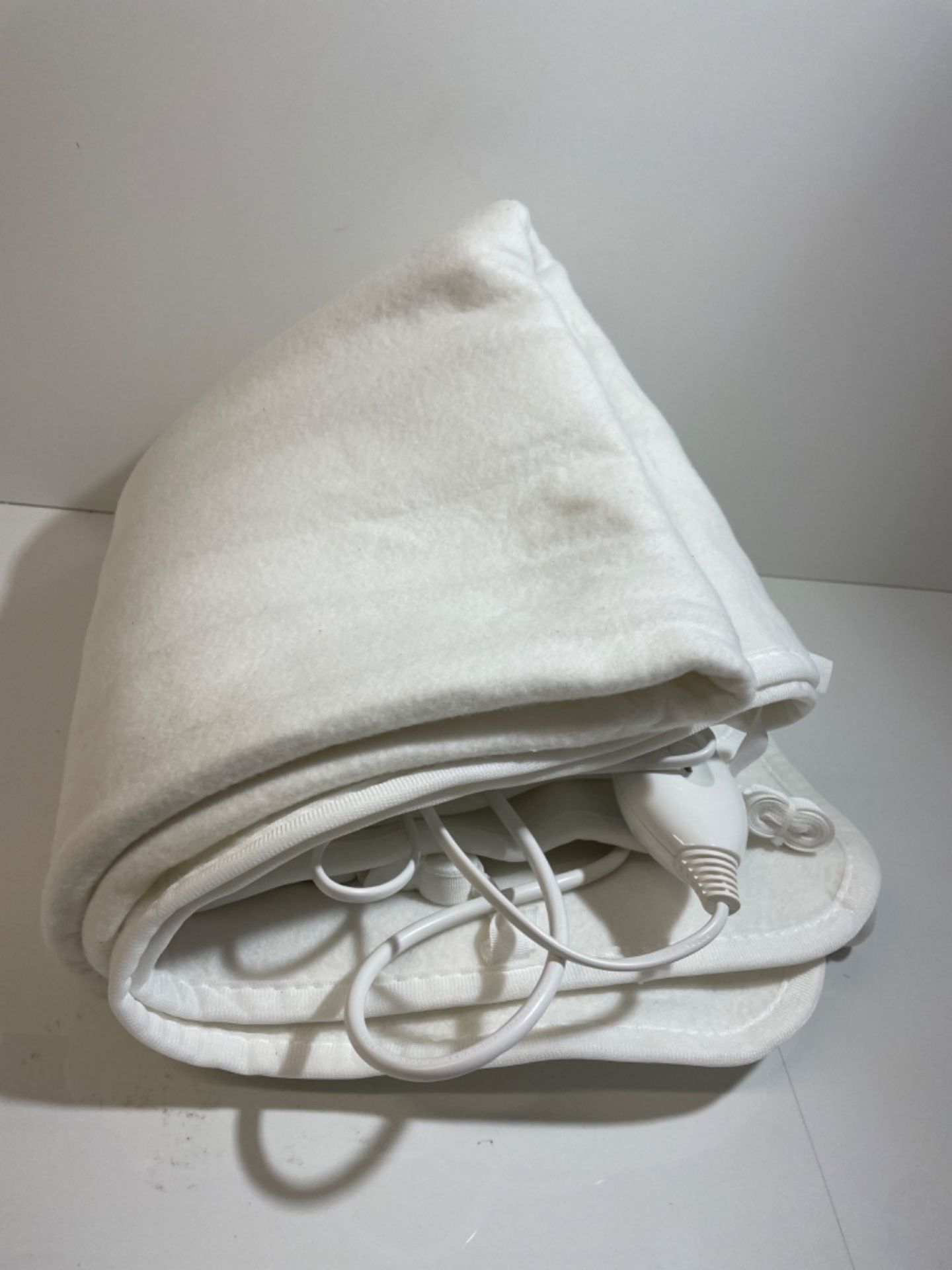 Cozytek Double Polyester Electric Blanket Size Detachable Control Underblanket 3 Heat Settings Wh... - Image 3 of 3