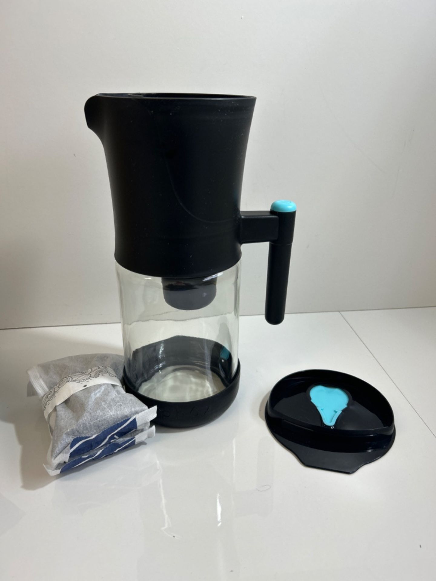 Phox V2 Water Filter | 2.2L Glass Water Filter Jug and Cartridge | 3 Month Supply (Clean Pack) - Image 3 of 3