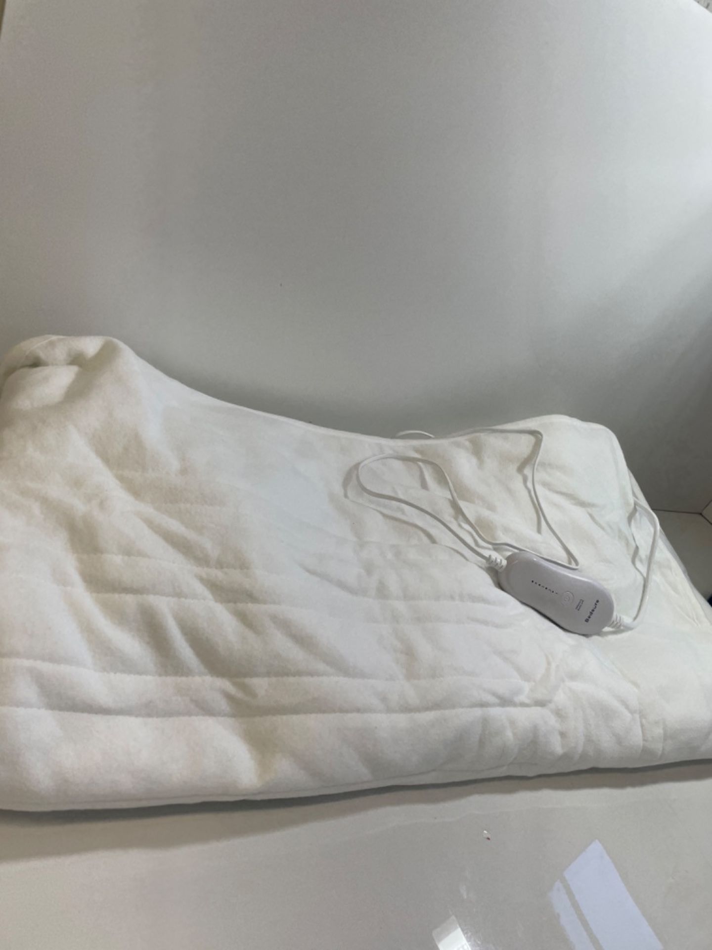 Bedsure King Size Electric Blanket With 4 Heating Levels, Heated Underblanket For Bed Warmer, Was... - Image 2 of 3