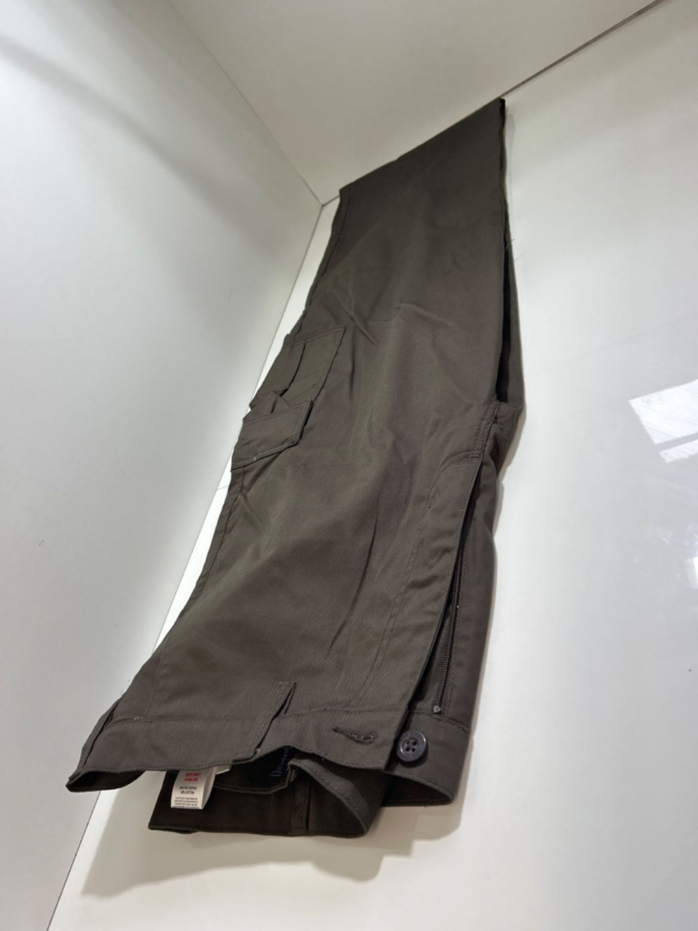 Lee Cooper Men's Cargo Trouser, Khaki Green, 40W/33L (Long) - Image 2 of 3