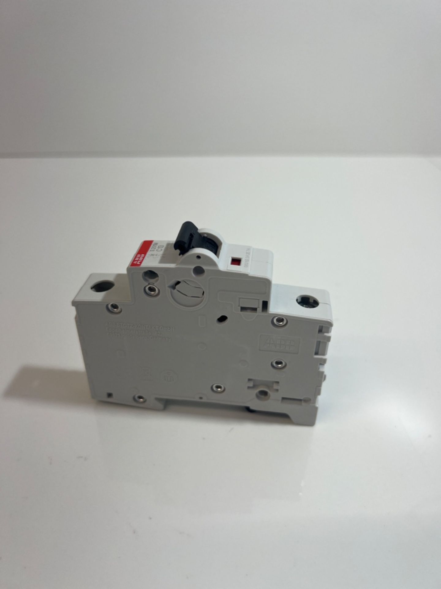 ABB S201M-C13 Miniature Circuit Breaker, 1 Pole, Type C, 10/15Ka Breaking Capacity, 13 Amp Curren... - Image 3 of 3