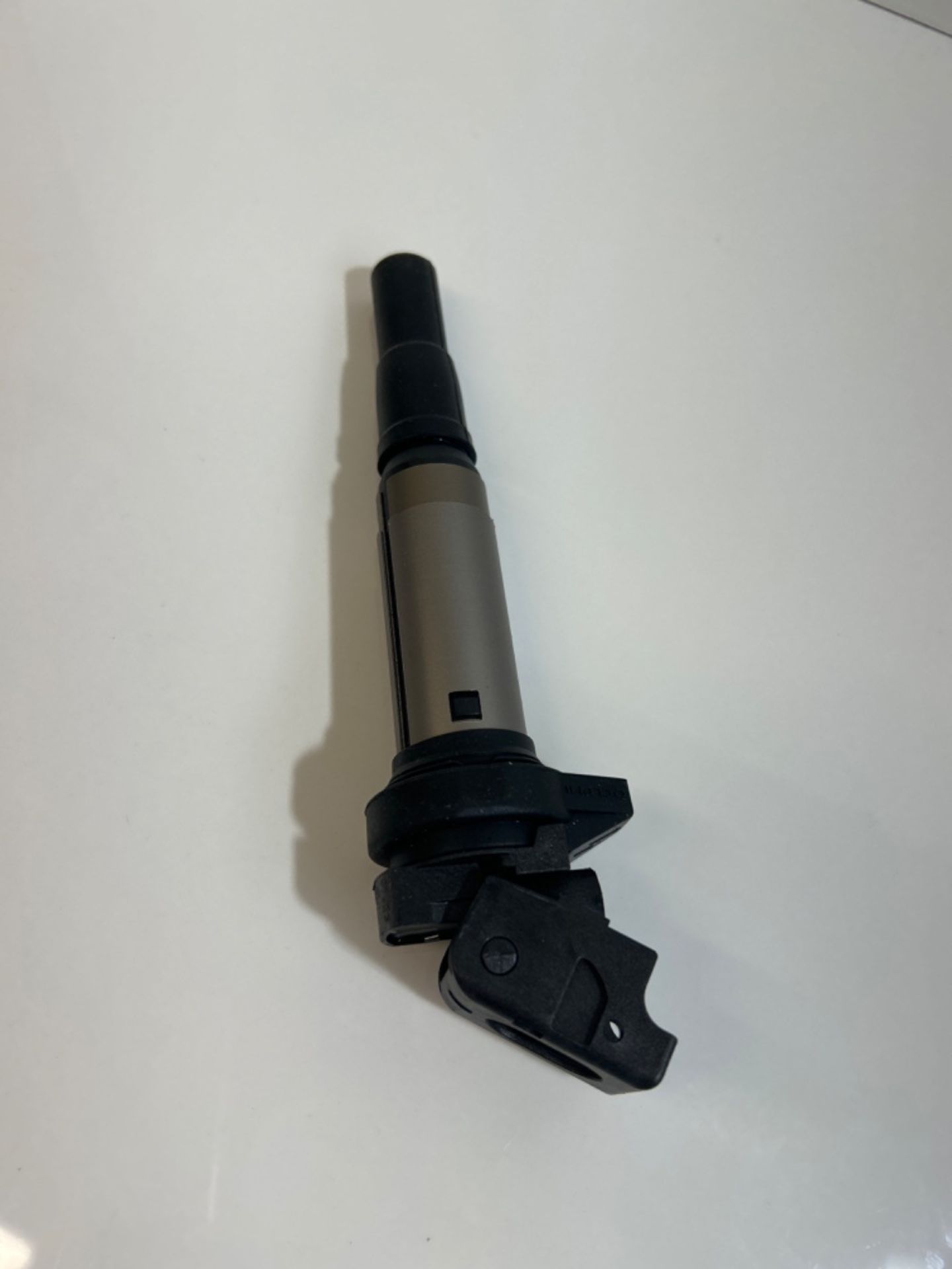 Delphi GN10572 12B1 Ignition Coil - Image 2 of 3