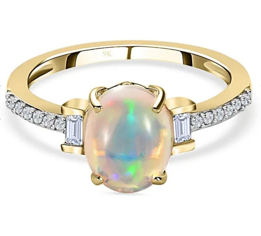 New! 9K Yellow Gold Ethiopian Welo Opal and Moissanite Ring - Image 3 of 5