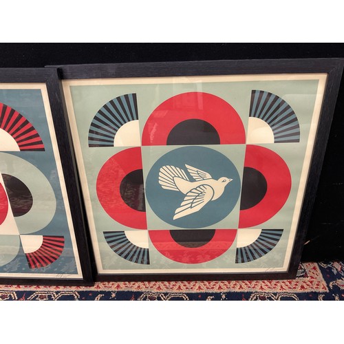 Shepard Fairey (b 1970) ‘Geometric Dove’, 3 Hand Signed Lithographs, 60 x 60 cm, 2020 - Bild 12 aus 18