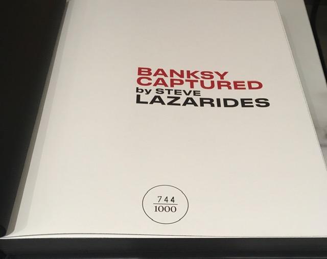 ‘Banksy Captured’, Volume 1 by Steve Lazarides, Black First Edition, Numbered 744/1000, 2020, SOL... - Bild 4 aus 17