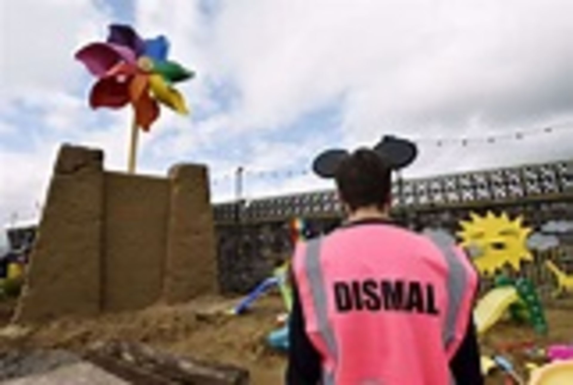 Banksy (1974) Six Dismaland Bemusement Park Souvenirs incl 'Keep it Real' found Banksy free art 2... - Image 19 of 27