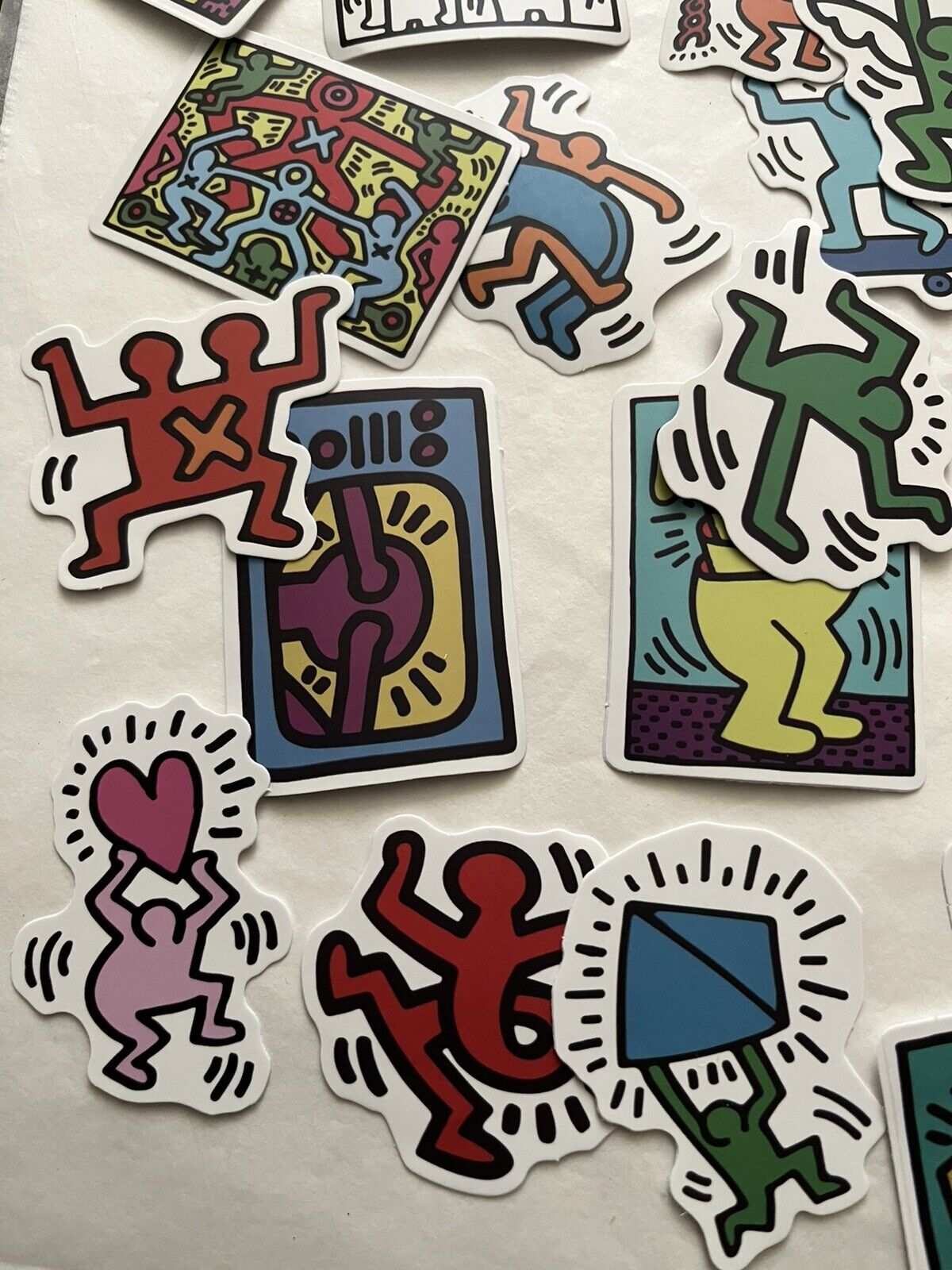 Keith Harin (1958-1990) 50 Piece Sticker Set, AV Size 5 x 5 cm Inc Family Hug, Disco Dino, 2020 - Image 2 of 8