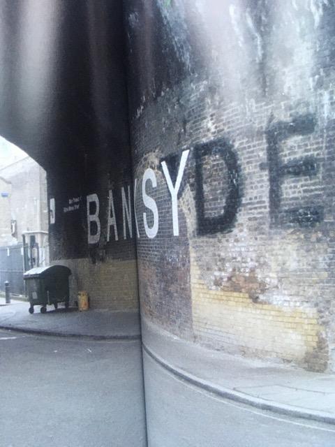 ‘Banksy Captured’, Volume 1 by Steve Lazarides, Black First Edition, Numbered 744/1000, 2020, SOL... - Bild 6 aus 17