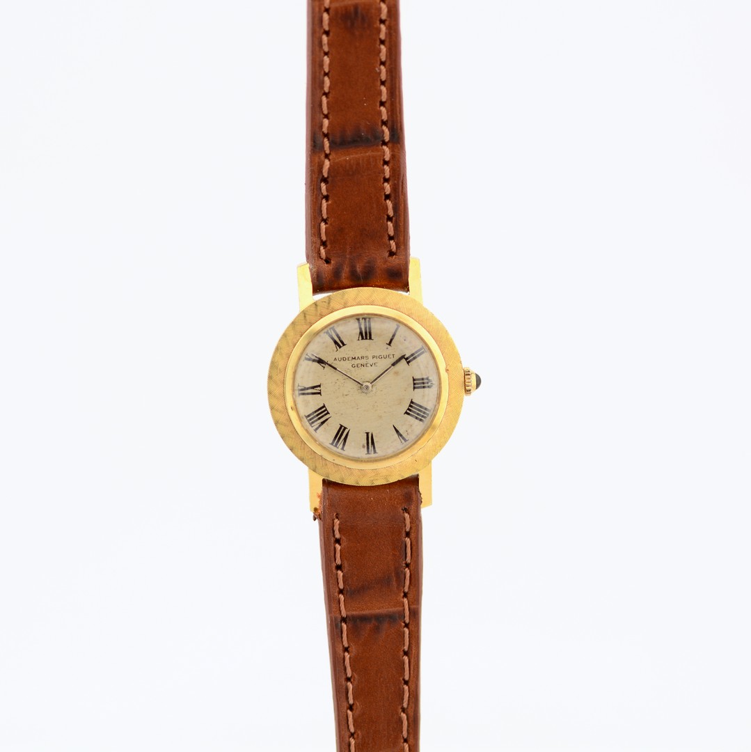Audemars Piguet / Vintage - Lady's Gold-plated Wristwatch - Image 4 of 8