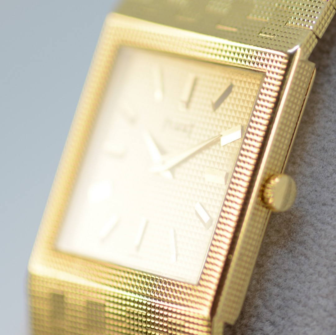 Piaget / 9131 C 4 - Lady's Yellow Gold Wristwatch - Image 4 of 10