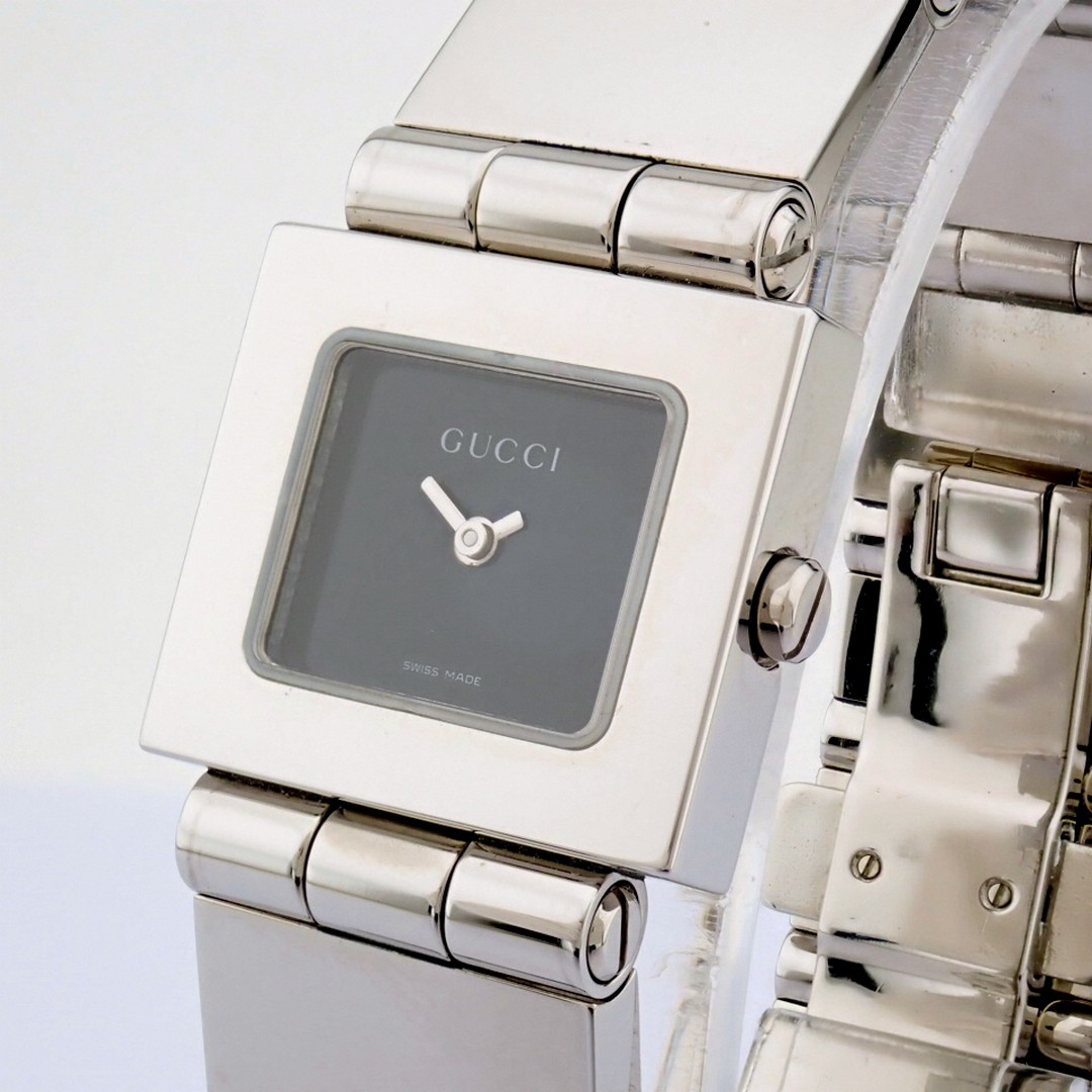 Gucci / 600L - (Unworn) Lady's Steel Wrist Watch - Image 3 of 10