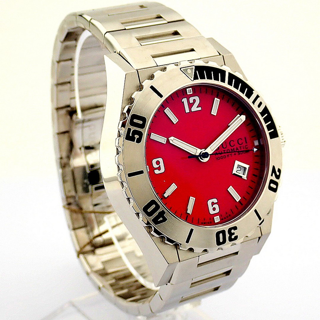 Gucci / Pantheon 115.2 (Brand New) - Gentlemen's Steel Wristwatch - Image 7 of 10