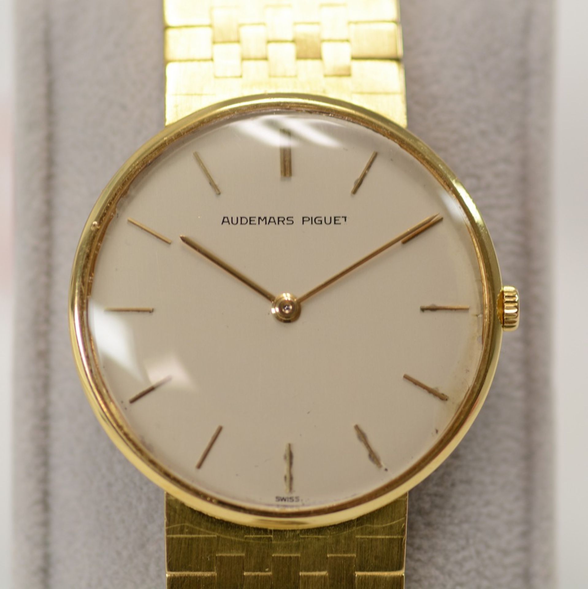 Audemars Piguet / Vintage - Unisex Yellow Gold Wristwatch