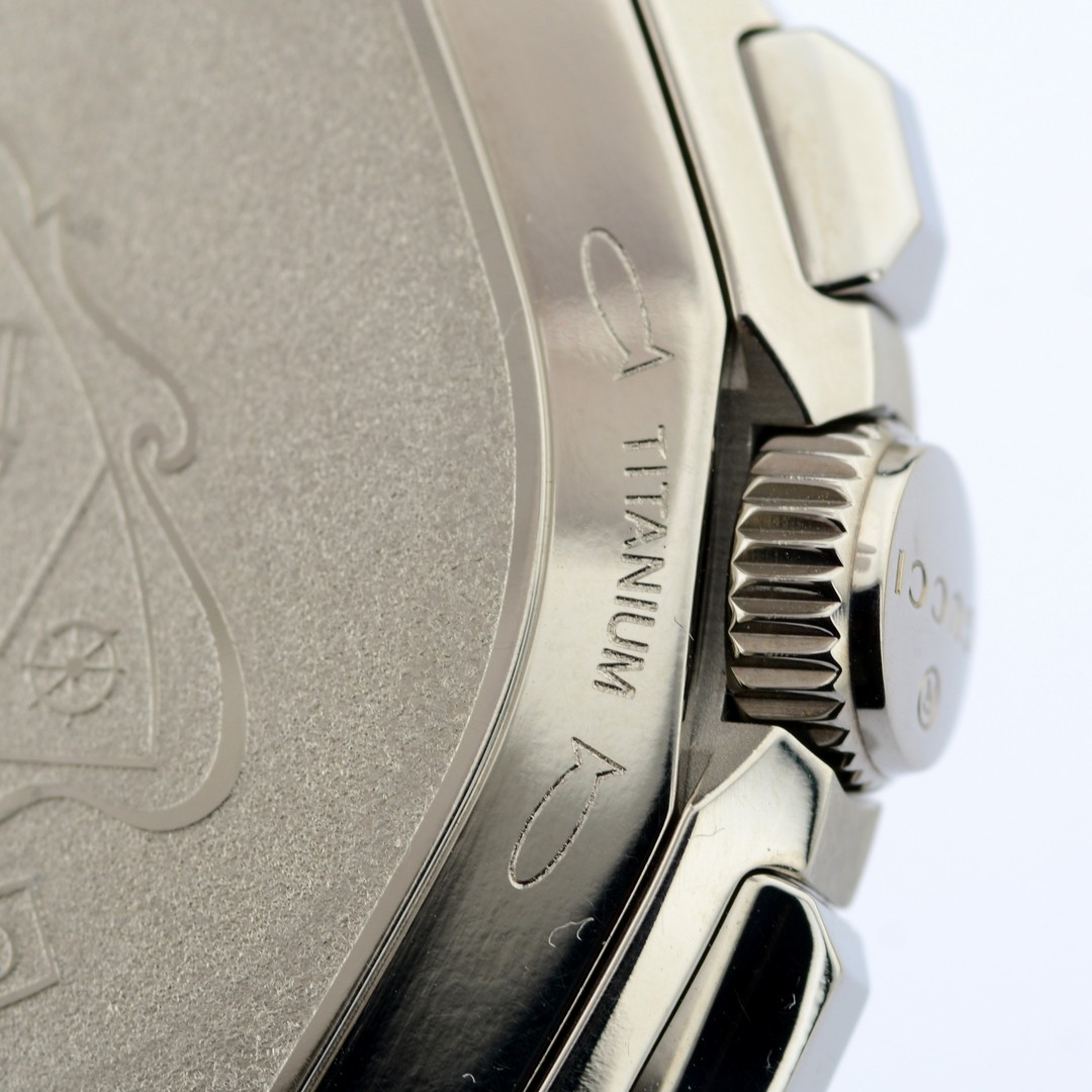 Gucci / Pantheon Chronograph - Gentlemen's Titanium Wristwatch - Image 12 of 12