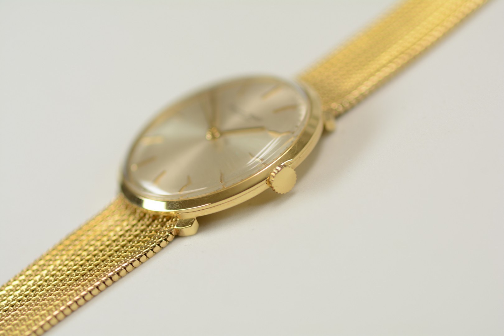 IWC / Schaffhausen - Gentlemen's Yellow Gold Wristwatch - Image 5 of 9