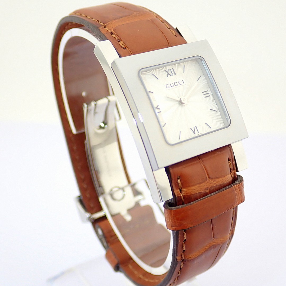 Gucci / 7900L.1 - (Unworn) Unisex Steel Wrist Watch - Image 2 of 7