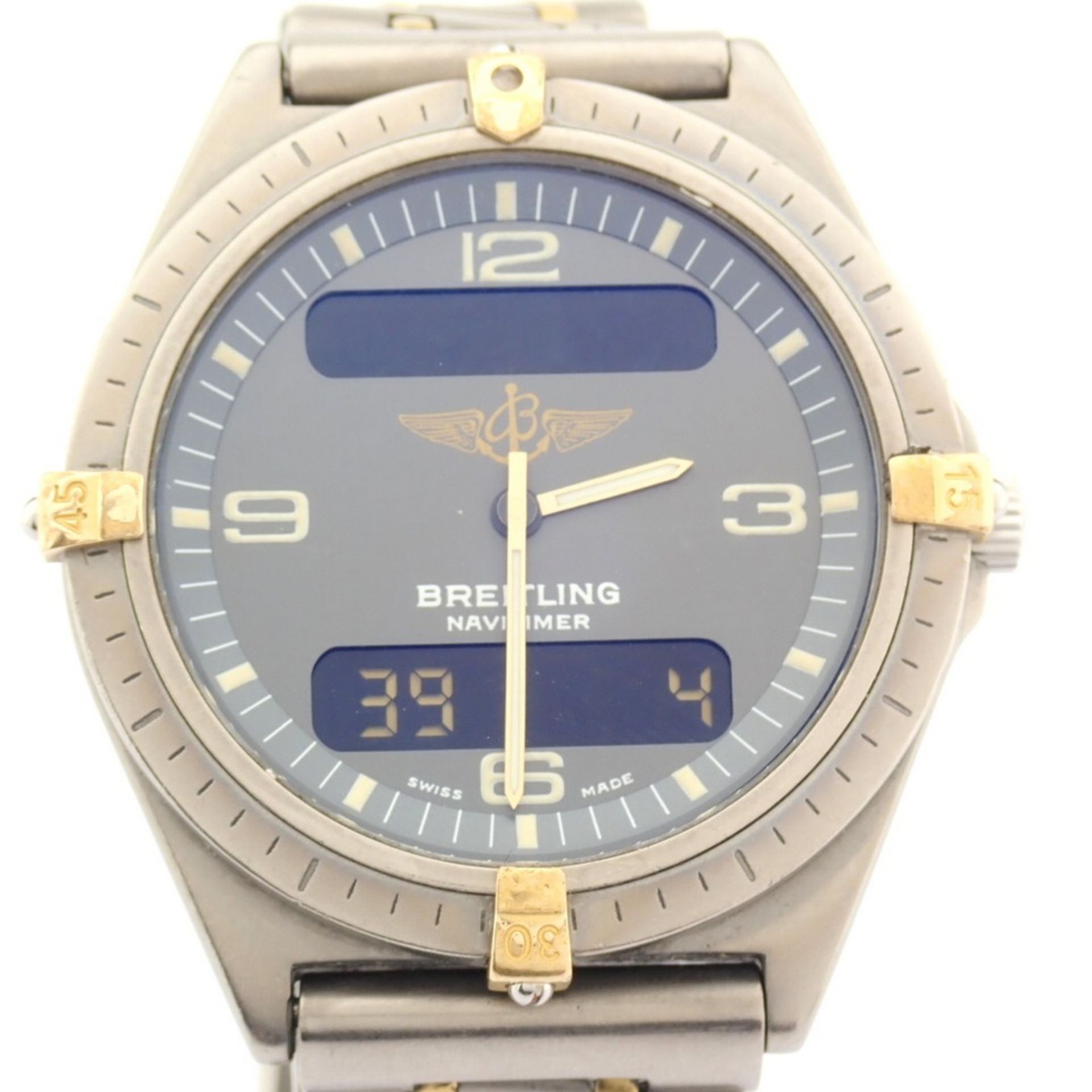 Breitling / Navitimer 80360 - Gentlemen's Titanium Wristwatch