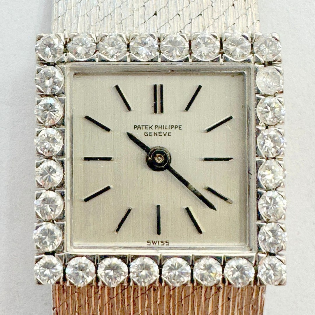 Patek Philippe / Cocktail Vintage 18K White Gold - Lady's White Gold Wristwatch - Image 7 of 14