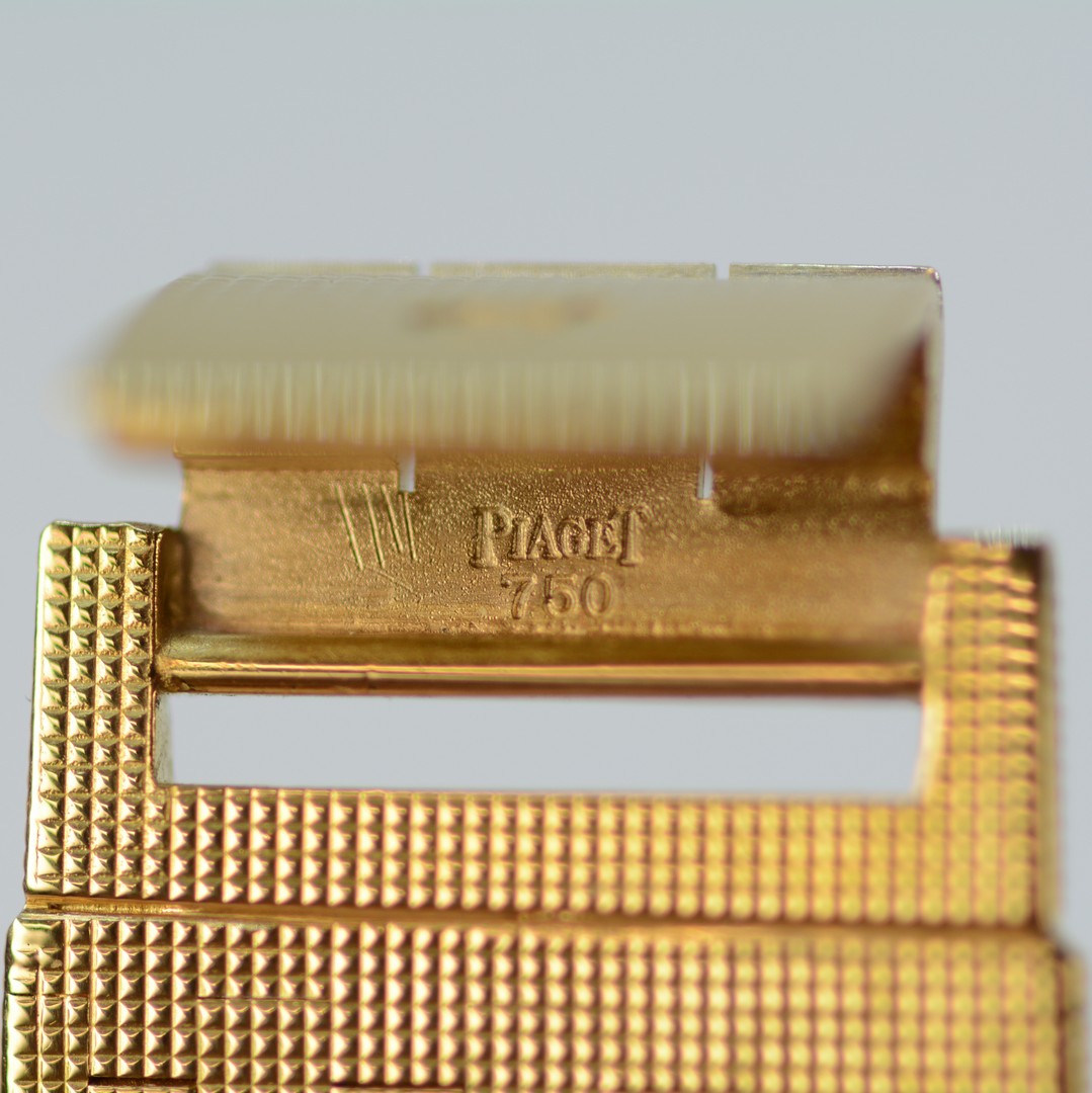 Piaget / 9131 C 4 - Lady's Yellow Gold Wristwatch - Image 3 of 10