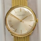 IWC / Schaffhausen - Gentlemen's Yellow Gold Wristwatch