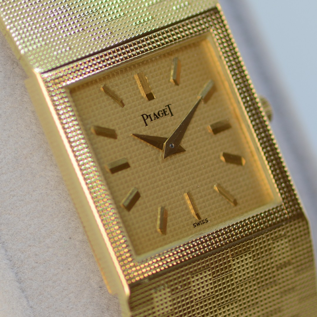 Piaget / 9131 C 4 - Lady's Yellow Gold Wristwatch - Image 5 of 10