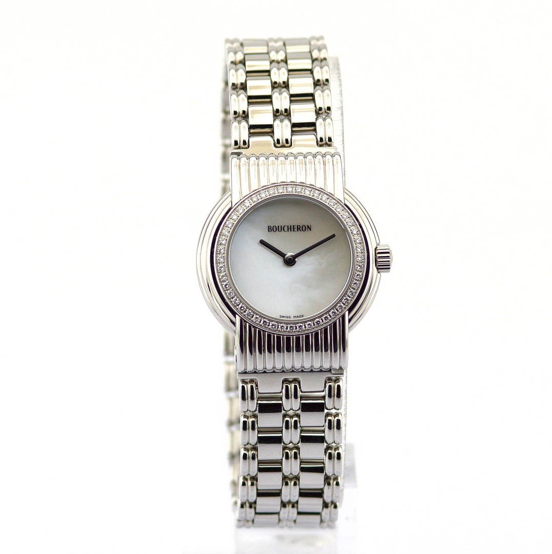 Boucheron / AJ 411367 Diamond Case Mother of pearl - Lady's Steel Wristwatch - Image 5 of 13
