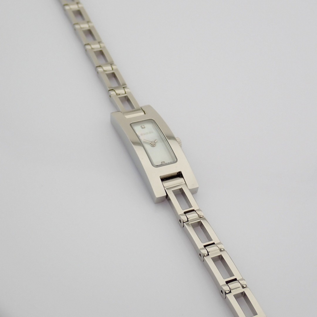 Gucci / 3900L / Mother of Pearl & Diamond Dial - (Unworn) Steel / Lady's - Image 7 of 12