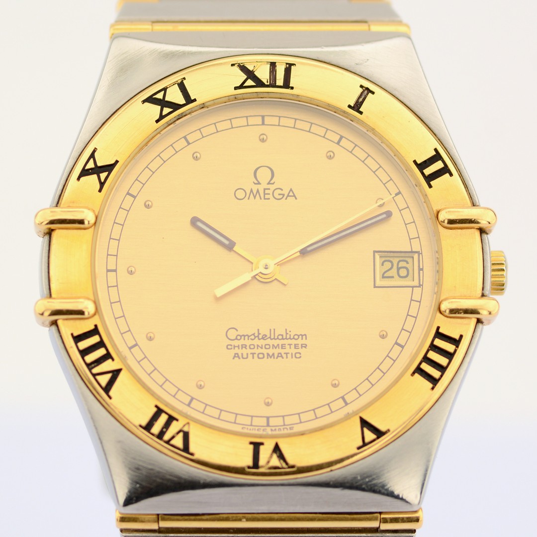 Omega / Constellation Chronometer Transparent - Gentlemen's Steel Wristwatch