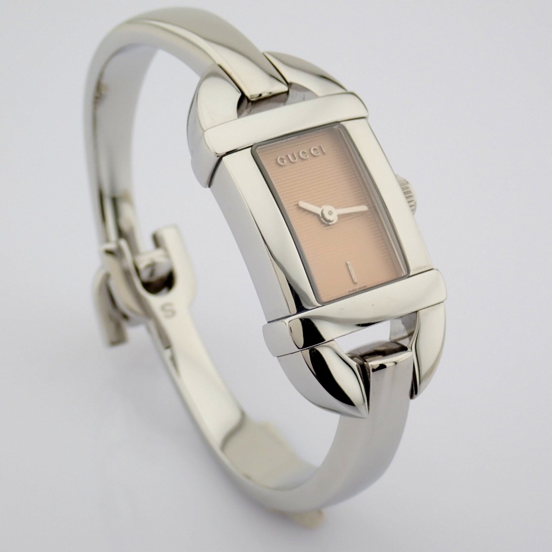 Gucci / 6800L - (Unworn) Lady's Steel Wrist Watch