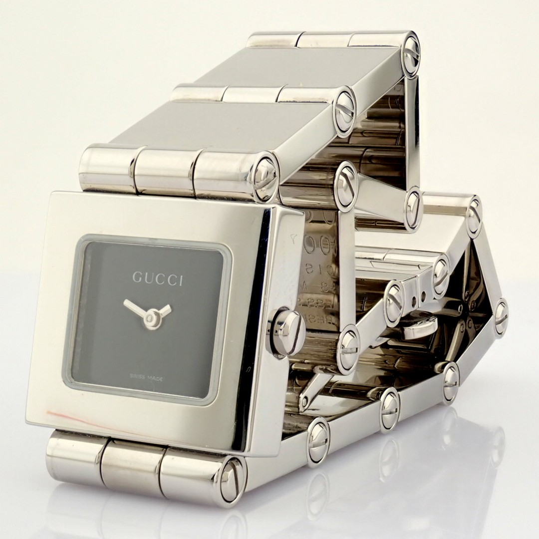 Gucci / 600L - (Unworn) Lady's Steel Wrist Watch - Image 6 of 10