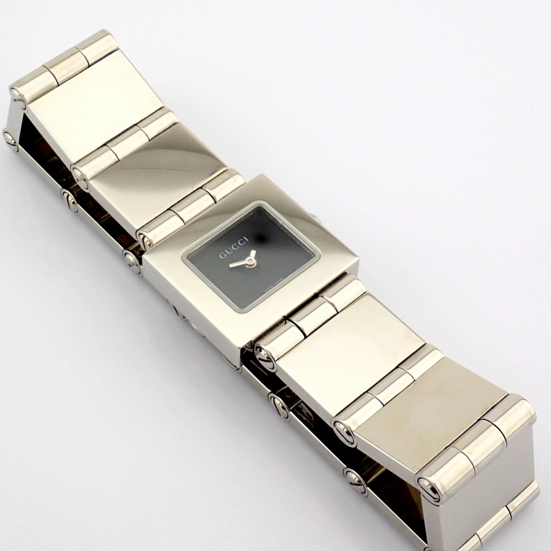 Gucci / 600L - (Unworn) Lady's Steel Wrist Watch - Image 4 of 10