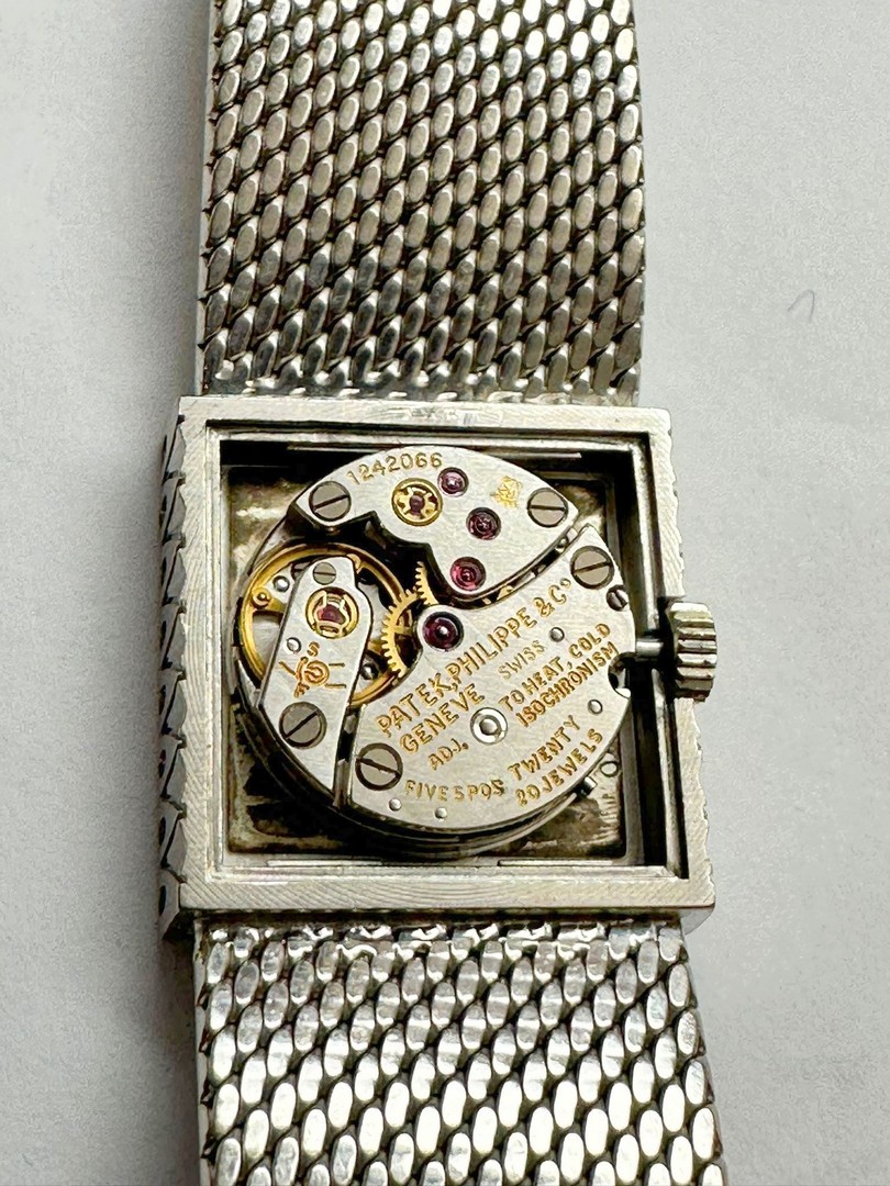 Patek Philippe / Cocktail Vintage 18K White Gold - Lady's White Gold Wristwatch - Image 10 of 14